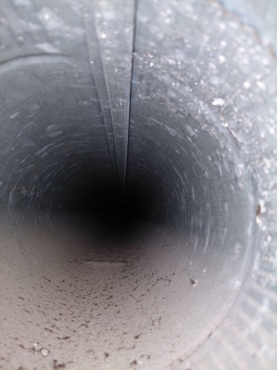HVAC duct before Fair Air Solutions service