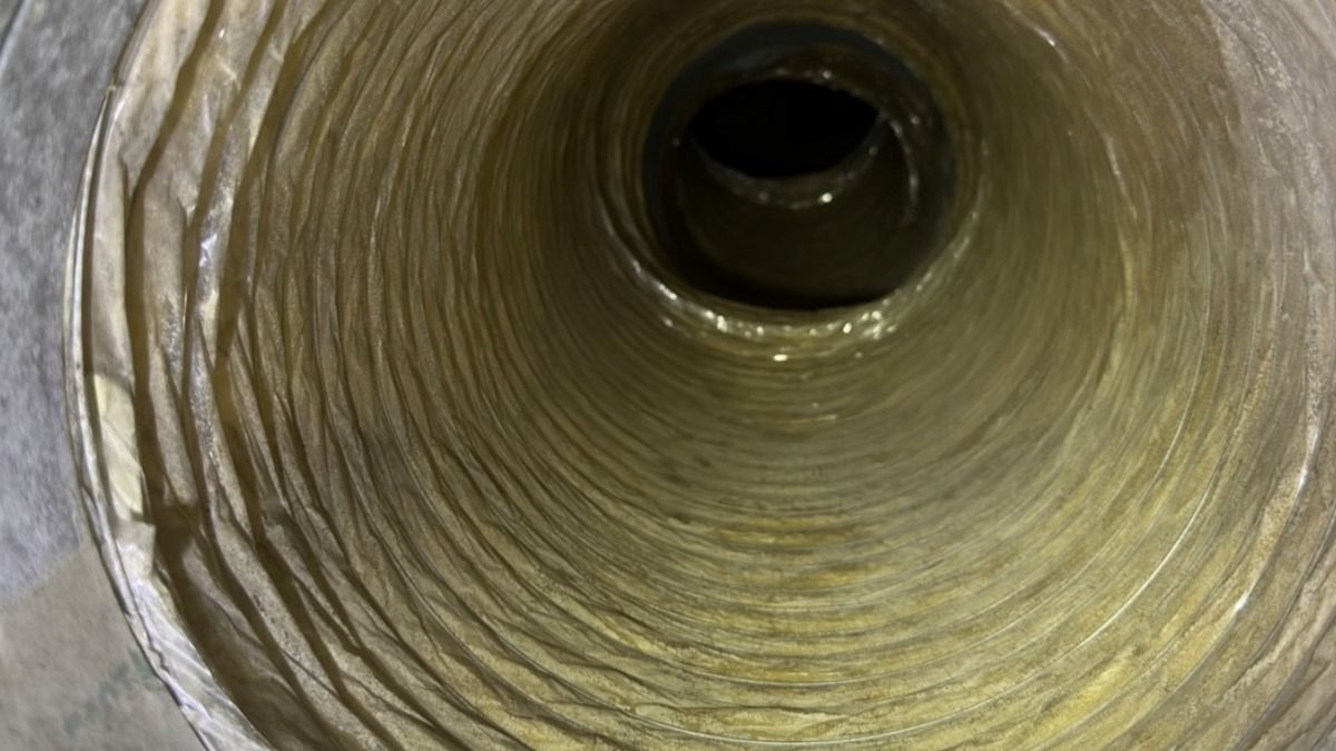 Same flexible air duct after professional cleaning